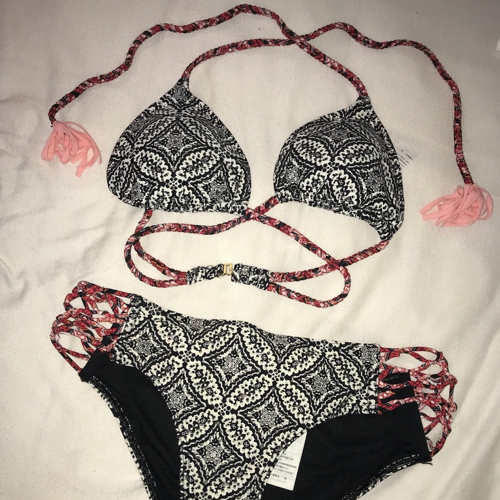 abercrombie cross cross bikini